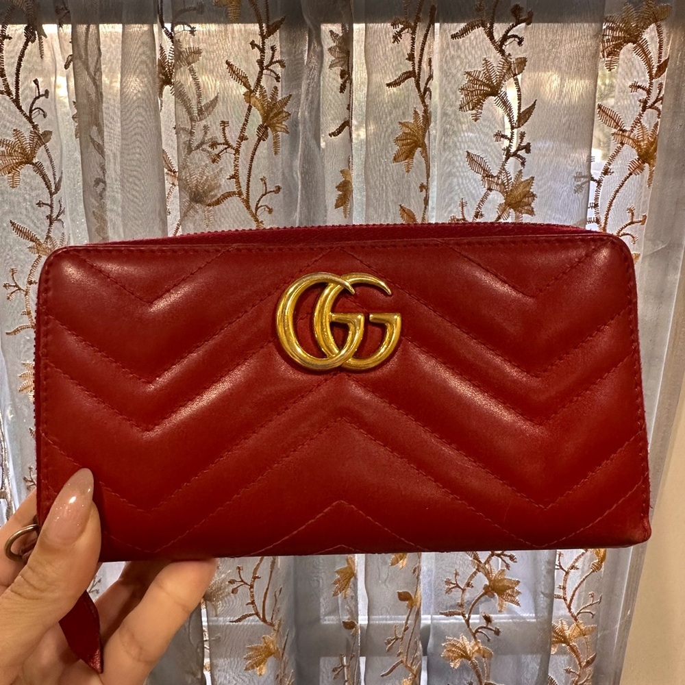 Gucci Red Leather Wallet with Gold Logo